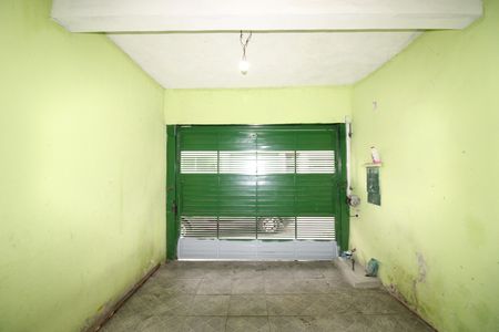 Garagem de casa para alugar com 2 quartos, 120m² em Conjunto Habitacional Santa Etelvina Ii, São Paulo