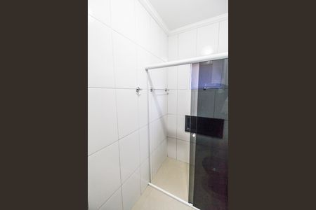 Banheiro 2 de casa para alugar com 3 quartos, 120m² em Jardim Maria Beatriz, Carapicuíba