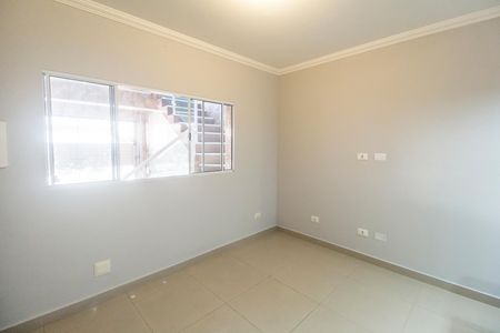Sala  de casa para alugar com 3 quartos, 120m² em Jardim Maria Beatriz, Carapicuíba