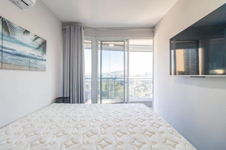 Apartamento à venda com 70m², 2 quartos e 2 vagasSuíte