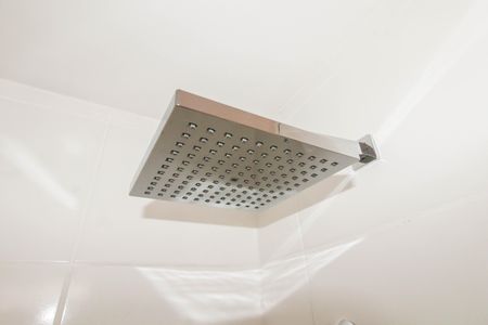 Banheiro de apartamento para alugar com 2 quartos, 47m² em Fátima, Canoas