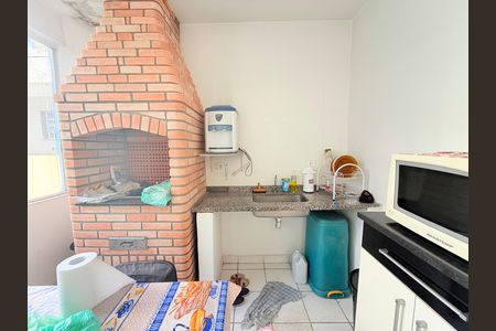 Casa para alugar com 320m², 4 quartos e 6 vagasCozinha