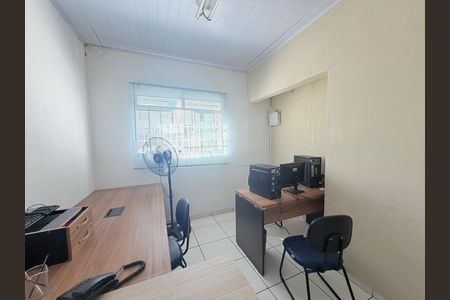 Casa para alugar com 320m², 4 quartos e 6 vagasQuarto