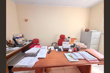 Casa para alugar com 320m², 4 quartos e 6 vagasQuarto