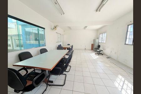 Casa para alugar com 320m², 4 quartos e 6 vagasQuarto