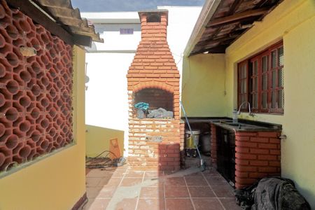 Área externa de casa para alugar com 2 quartos, 160m² em Vila Amalia (zona Norte), São Paulo
