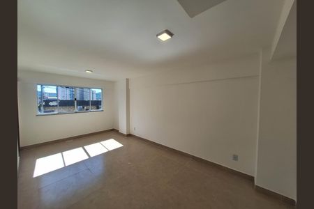 Apartamento para alugar com 80m², 2 quartos e 1 vaga