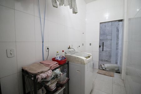 Casa de condomínio para alugar com 420m², 4 quartos e 2 vagasÁrea de Serviço