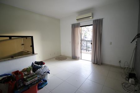 Casa de condomínio para alugar com 420m², 4 quartos e 2 vagasAnti sala
