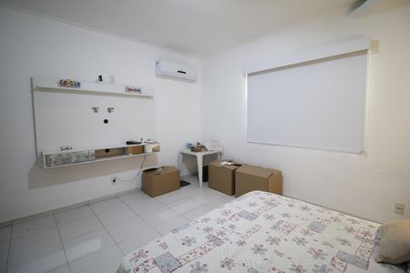 Casa de condomínio para alugar com 420m², 4 quartos e 2 vagasSuíte 4