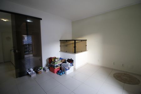 Casa de condomínio para alugar com 420m², 4 quartos e 2 vagasAnti sala