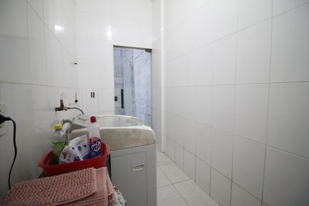 Casa de condomínio para alugar com 420m², 4 quartos e 2 vagasÁrea de Serviço
