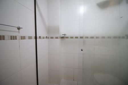 Casa de condomínio para alugar com 420m², 4 quartos e 2 vagasBanheiro da Suíte 1