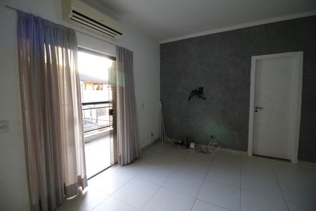 Casa de condomínio para alugar com 420m², 4 quartos e 2 vagasAnti sala