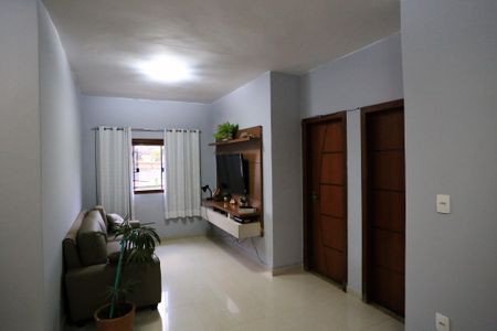 Sala 1 de casa à venda com 3 quartos, 384m² em Vera Cruz, Belo Horizonte
