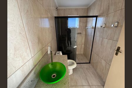 Banheiro de apartamento para alugar com 2 quartos, 48m² em Colônia, Ribeirão Pires