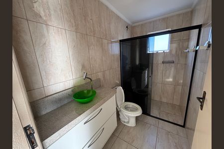 Banheiro de apartamento para alugar com 2 quartos, 48m² em Colônia, Ribeirão Pires