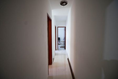 CORREDOR de casa para alugar com 3 quartos, 120m² em Vila Palmeiras, São Paulo