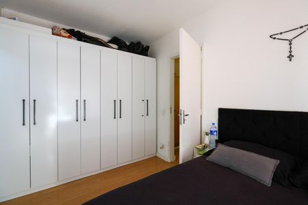 Casa de condomínio à venda com 160m², 3 quartos e 4 vagas Casa de condomínio à venda com 160m², 3 quartos e 4 vagasQuarto 3