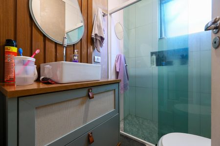 Casa de condomínio à venda com 160m², 3 quartos e 4 vagas Casa de condomínio à venda com 160m², 3 quartos e 4 vagasBanheiro