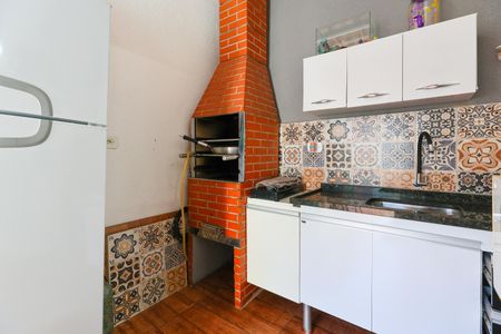 Casa de condomínio à venda com 160m², 3 quartos e 4 vagas Casa de condomínio à venda com 160m², 3 quartos e 4 vagasÁrea externa