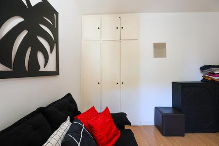 Casa de condomínio à venda com 160m², 3 quartos e 4 vagas Casa de condomínio à venda com 160m², 3 quartos e 4 vagasQuarto 2