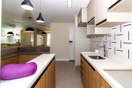 Cozinha de apartamento à venda com 2 quartos, 54m² em Socorro, São Paulo