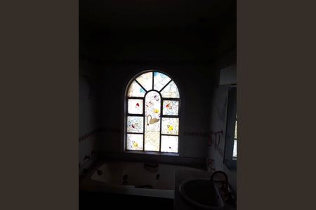 Casa à venda com 6 quartos, 914m² em Vila Rosalia, Guarulhos