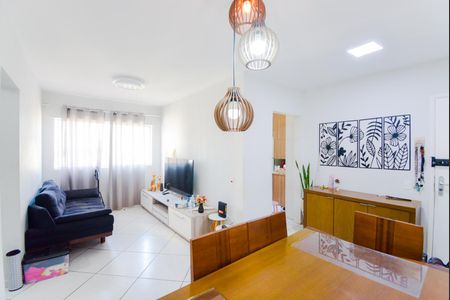 Apartamento para alugar com 3 quartos, 69m² em Vila Leonor, Guarulhos