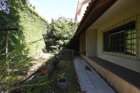 Casa à venda com 220m², 4 quartos e 2 vagasÁrea externa