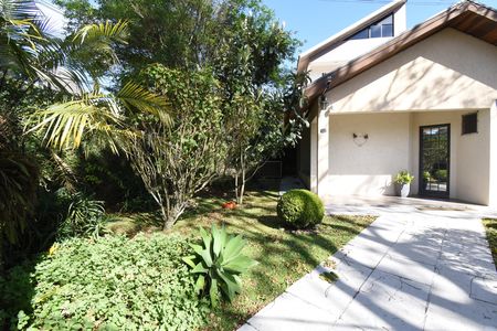 Casa à venda com 220m², 4 quartos e 2 vagasÁrea externa