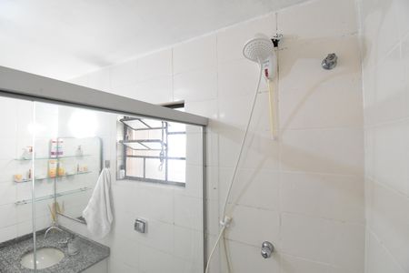Casa à venda com 220m², 4 quartos e 2 vagasBanheiro da Suíte 1
