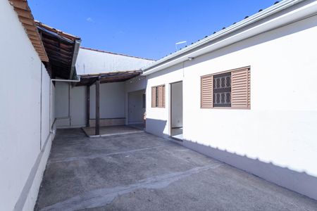 Casa de condomínio para alugar com 65m², 2 quartos e 1 vaga Casa de condomínio para alugar com 65m², 2 quartos e 1 vagaQuintal