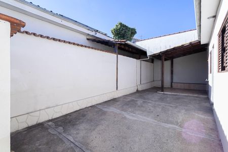 Casa de condomínio para alugar com 65m², 2 quartos e 1 vaga Casa de condomínio para alugar com 65m², 2 quartos e 1 vagaQuintal