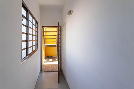 Casa de condomínio para alugar com 85m², 3 quartos e 1 vaga Casa de condomínio para alugar com 85m², 3 quartos e 1 vagaCorredor