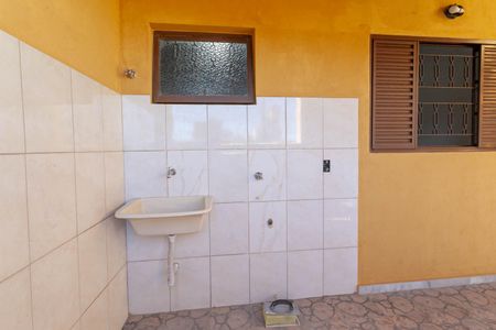 Casa de condomínio para alugar com 85m², 3 quartos e 1 vaga Casa de condomínio para alugar com 85m², 3 quartos e 1 vagaÁrea de serviço