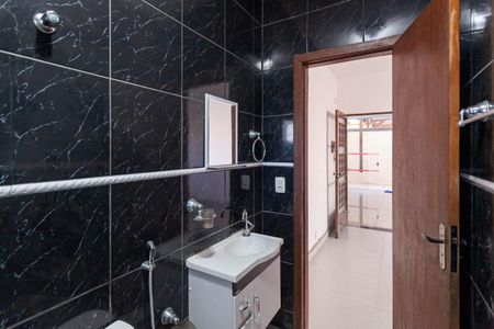 Casa de condomínio para alugar com 85m², 3 quartos e 1 vaga Casa de condomínio para alugar com 85m², 3 quartos e 1 vagaBanheiro social 1