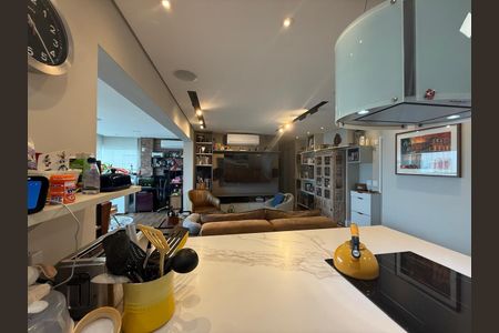 Sala de casa de condomínio à venda com 3 quartos, 111m² em Cambuci, São Paulo