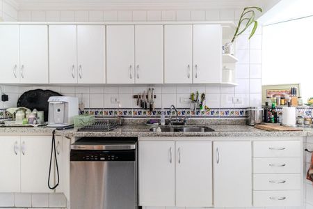 Apartamento à venda com 210m², 3 quartos e 2 vagas Apartamento à venda com 210m², 3 quartos e 2 vagasCozinha