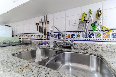 Apartamento à venda com 210m², 3 quartos e 2 vagas Apartamento à venda com 210m², 3 quartos e 2 vagasCozinha