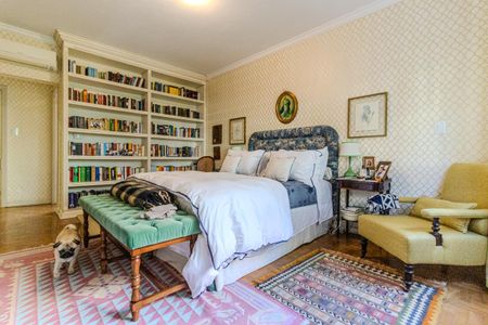 Apartamento à venda com 210m², 3 quartos e 2 vagas Apartamento à venda com 210m², 3 quartos e 2 vagasSuíte
