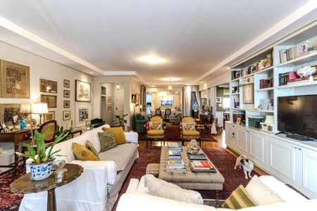 Apartamento à venda com 210m², 3 quartos e 2 vagas Apartamento à venda com 210m², 3 quartos e 2 vagasSala