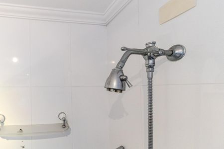 Apartamento à venda com 210m², 3 quartos e 2 vagas Apartamento à venda com 210m², 3 quartos e 2 vagasBanheiro Social