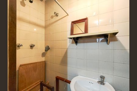 Apartamento para alugar com 140m², 3 quartos e 2 vagas Apartamento para alugar com 140m², 3 quartos e 2 vagasBanheiro de serviço
