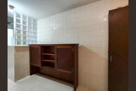 Apartamento para alugar com 140m², 3 quartos e 2 vagas Apartamento para alugar com 140m², 3 quartos e 2 vagasCozinha