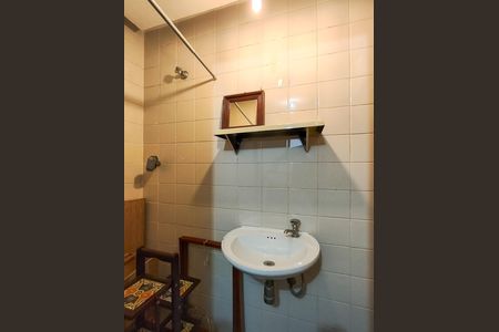Apartamento para alugar com 140m², 3 quartos e 2 vagas Apartamento para alugar com 140m², 3 quartos e 2 vagasBanheiro de serviço