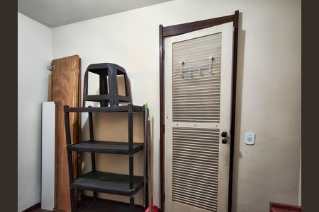Apartamento para alugar com 140m², 3 quartos e 2 vagas Apartamento para alugar com 140m², 3 quartos e 2 vagasQuarto de Serviço