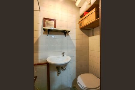 Apartamento para alugar com 140m², 3 quartos e 2 vagas Apartamento para alugar com 140m², 3 quartos e 2 vagasBanheiro de serviço