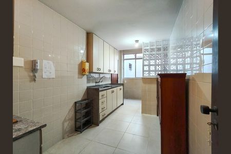 Apartamento para alugar com 140m², 3 quartos e 2 vagas Apartamento para alugar com 140m², 3 quartos e 2 vagasCozinha