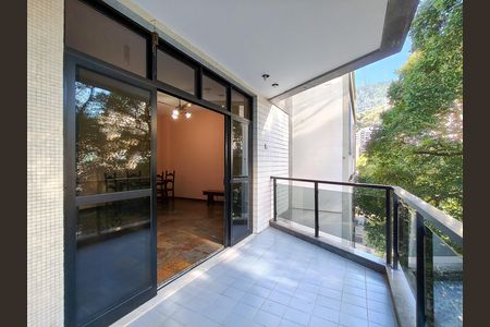 Apartamento para alugar com 140m², 3 quartos e 2 vagas Apartamento para alugar com 140m², 3 quartos e 2 vagasVaranda da Sala